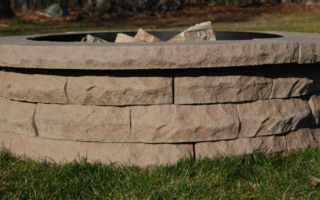 ledgestone-brown-closeup ledgestone-brown-closeup